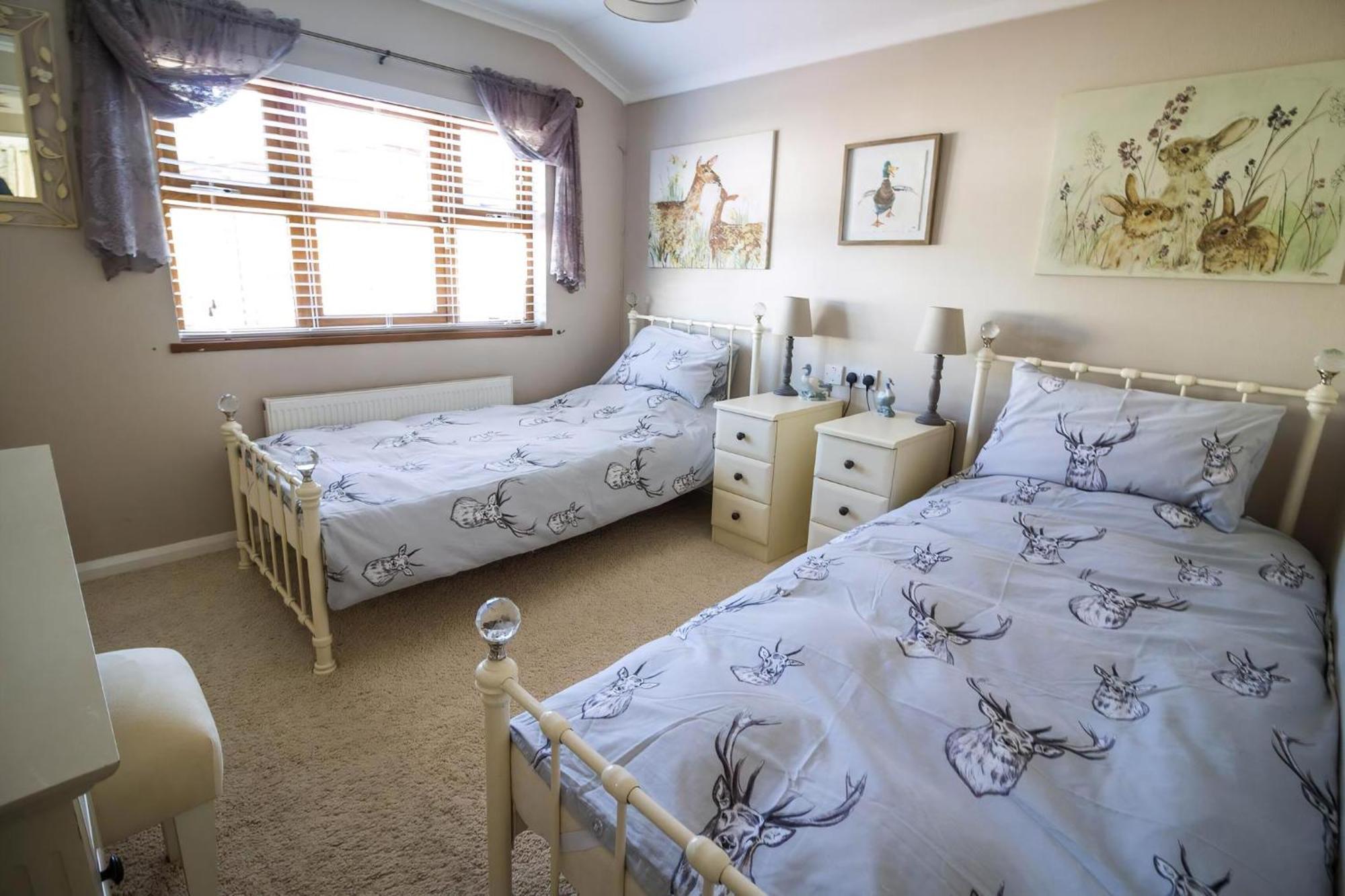 Stunning Lodge With Free Wifi For Hire At Carlton Meres In Suffolk Ref 60013M Saxmundham Bagian luar foto